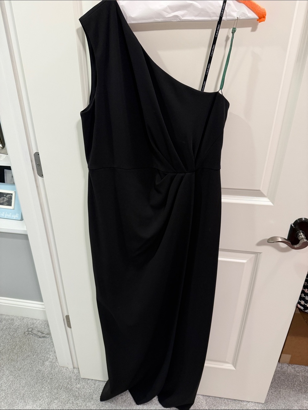One-Shoulder Black Evening Dress
